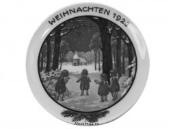   " 1923"